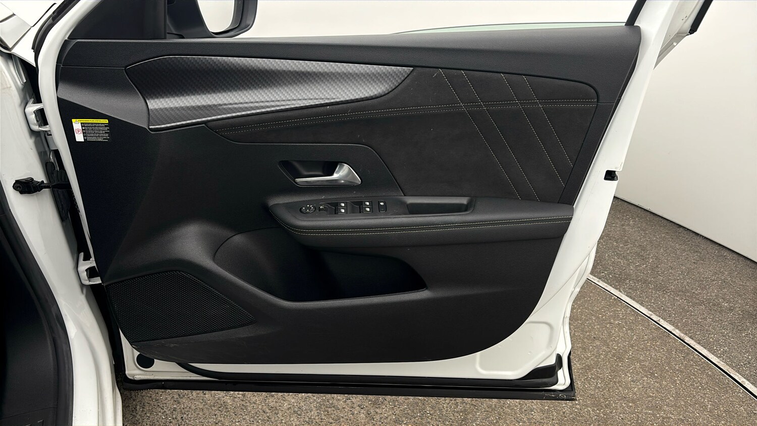 Used Vauxhall Mokka 2023 for sale - 77731000: Photo 14