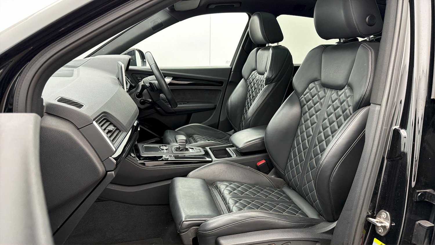 Used Audi Q5 2020 for sale - 77935945: Photo 13