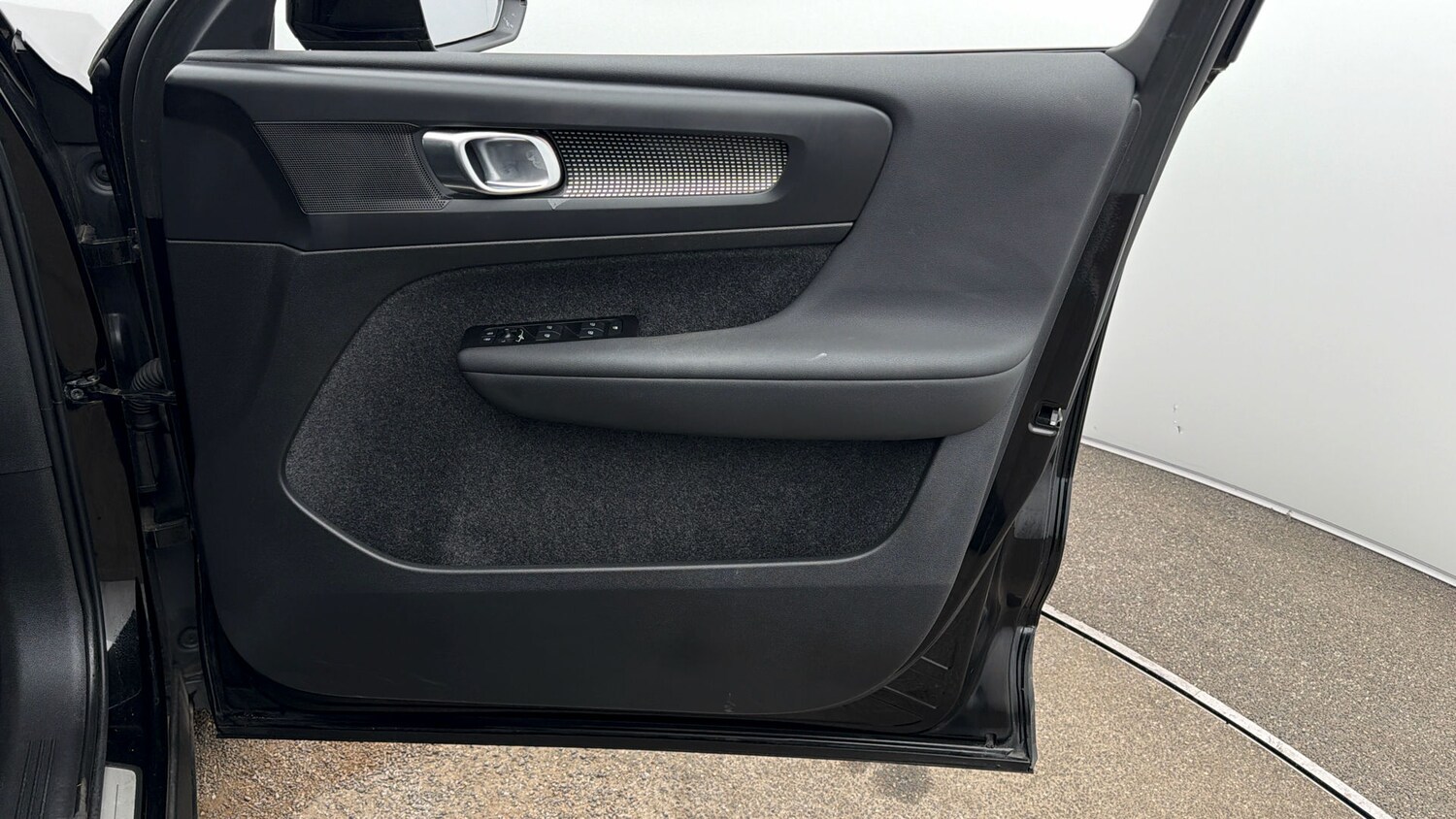 Used Volvo XC40 2022 for sale - 77932483: Photo 14