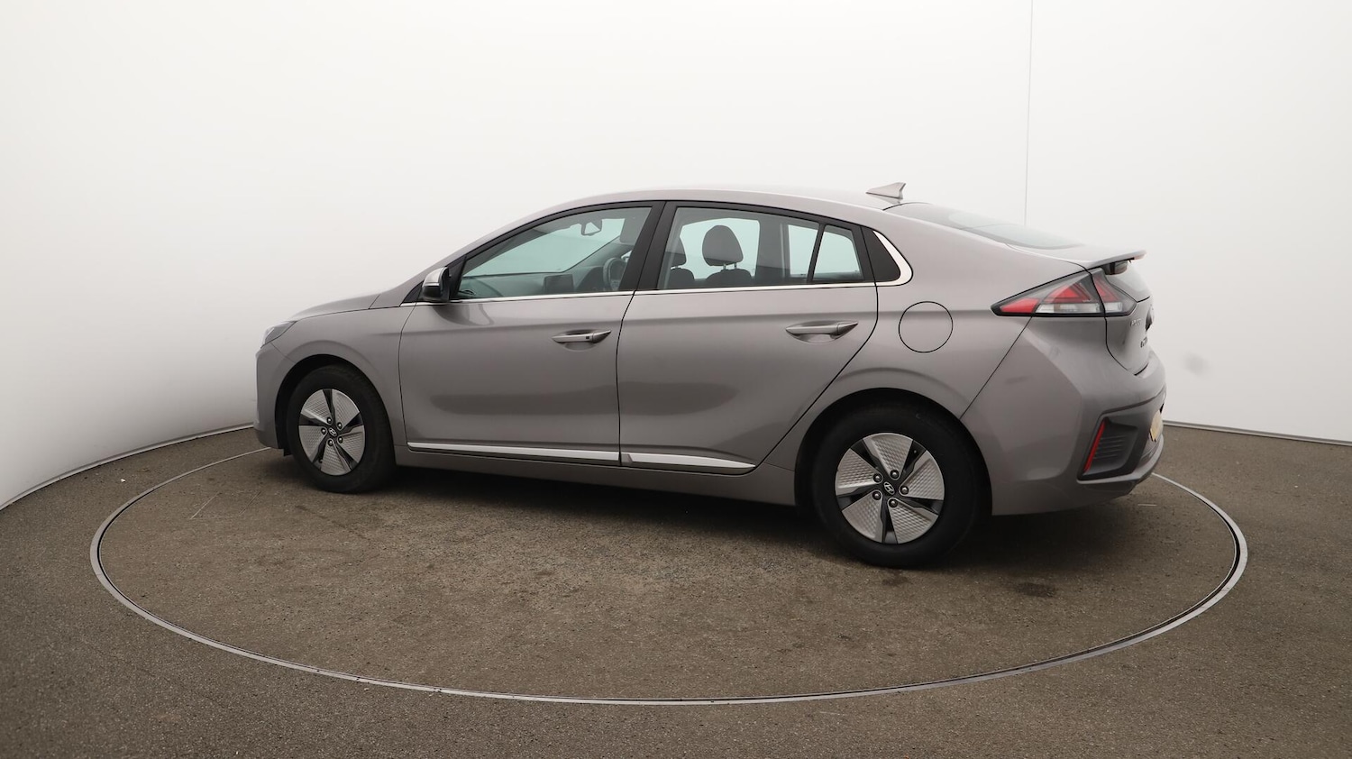 Used Hyundai IONIQ 2022 for sale - 76137596: Photo 49
