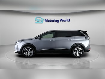 Used Peugeot 5008 2023 for sale - 79546093: Photo