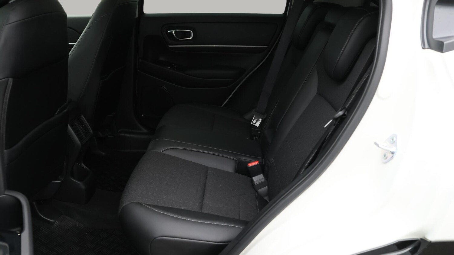 Used Honda HR-V 2024 for sale - 76645323: Photo 17