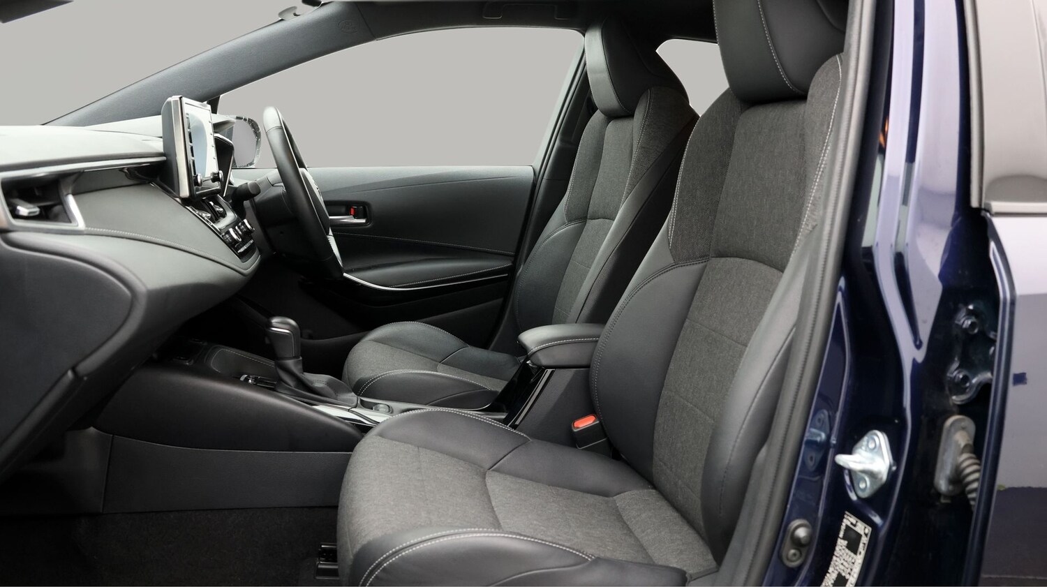 Used Toyota Corolla 2021 for sale - 77258432: Photo 14