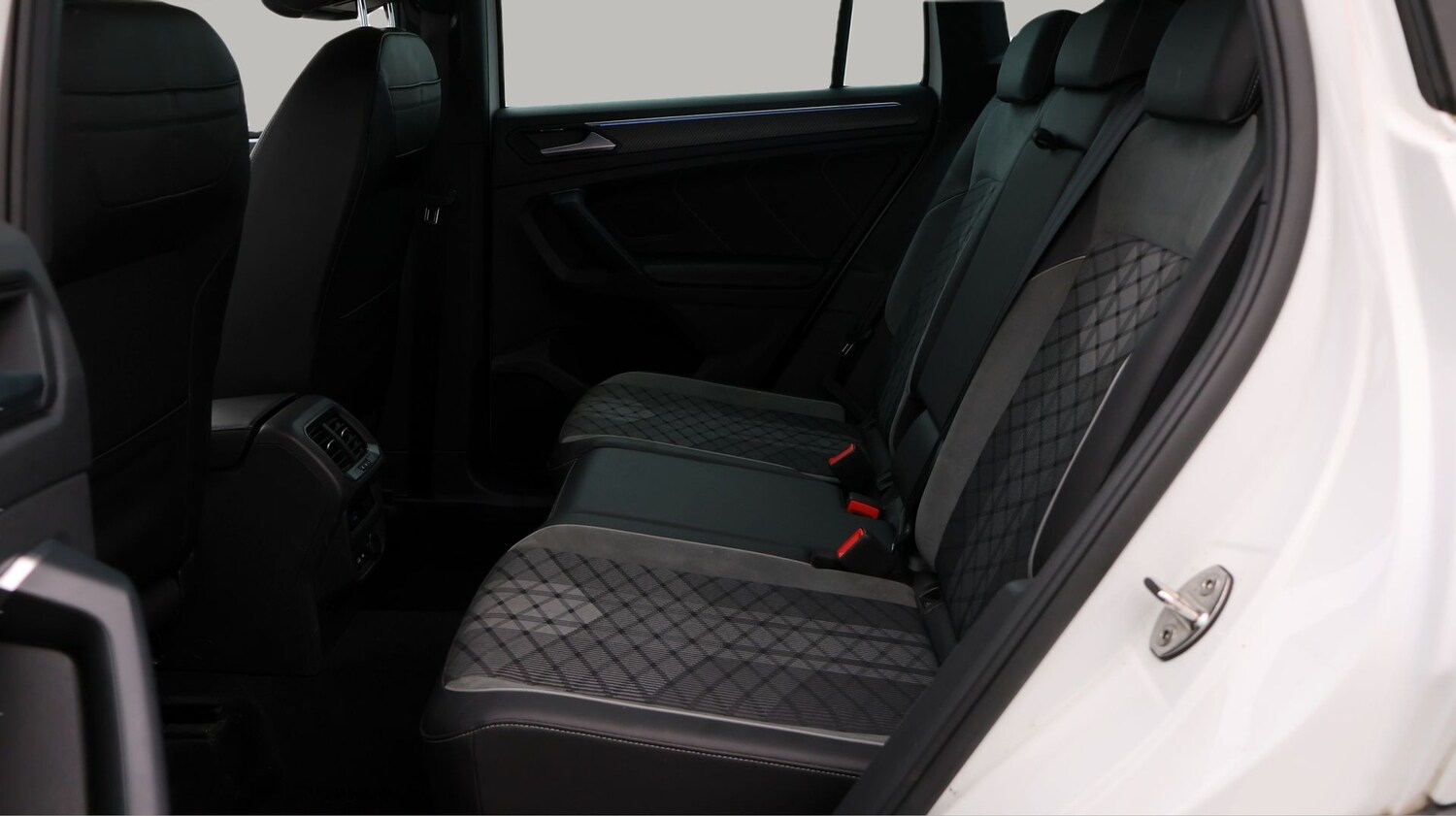 Used Volkswagen Tiguan 2020 for sale - 77746136: Photo 16