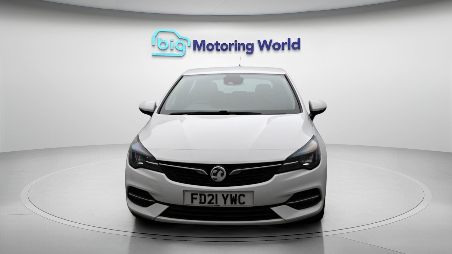 Used Vauxhall Astra 2021 for sale - 78163077: Photo 2