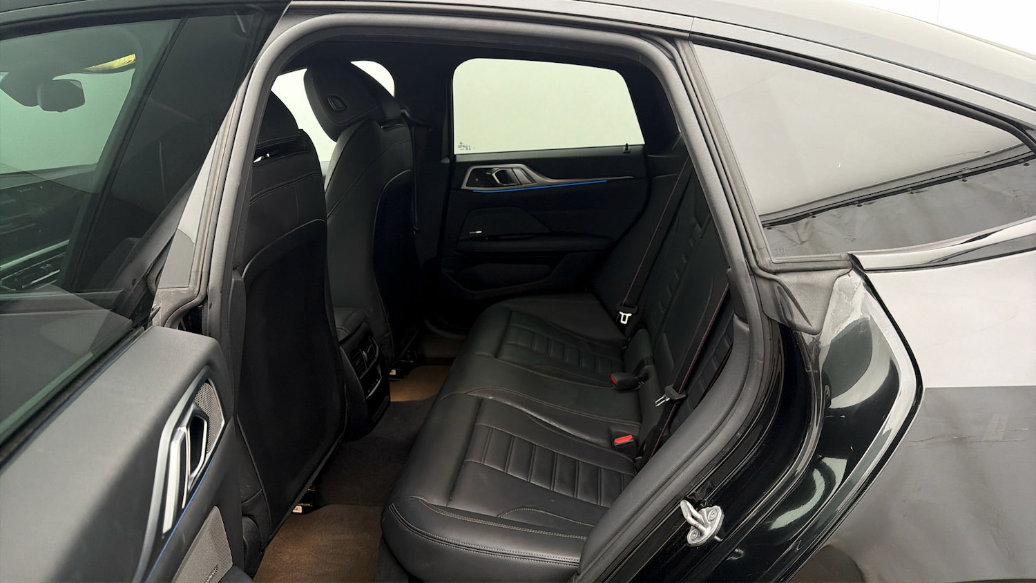 Used BMW i4 2023 for sale - 78084621: Photo 15