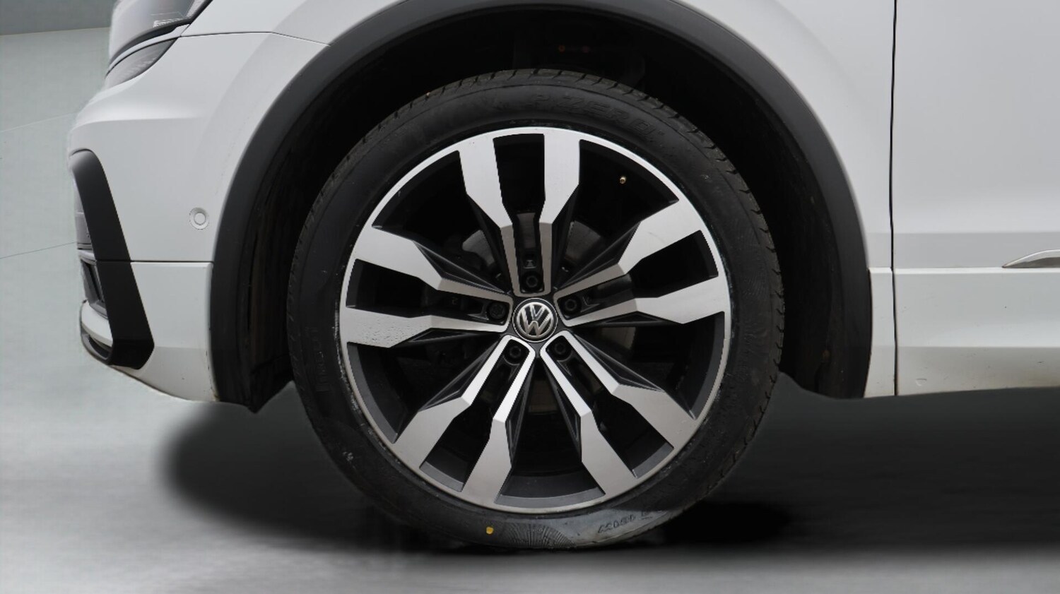 Used Volkswagen Tiguan 2020 for sale - 76152101: Photo 19