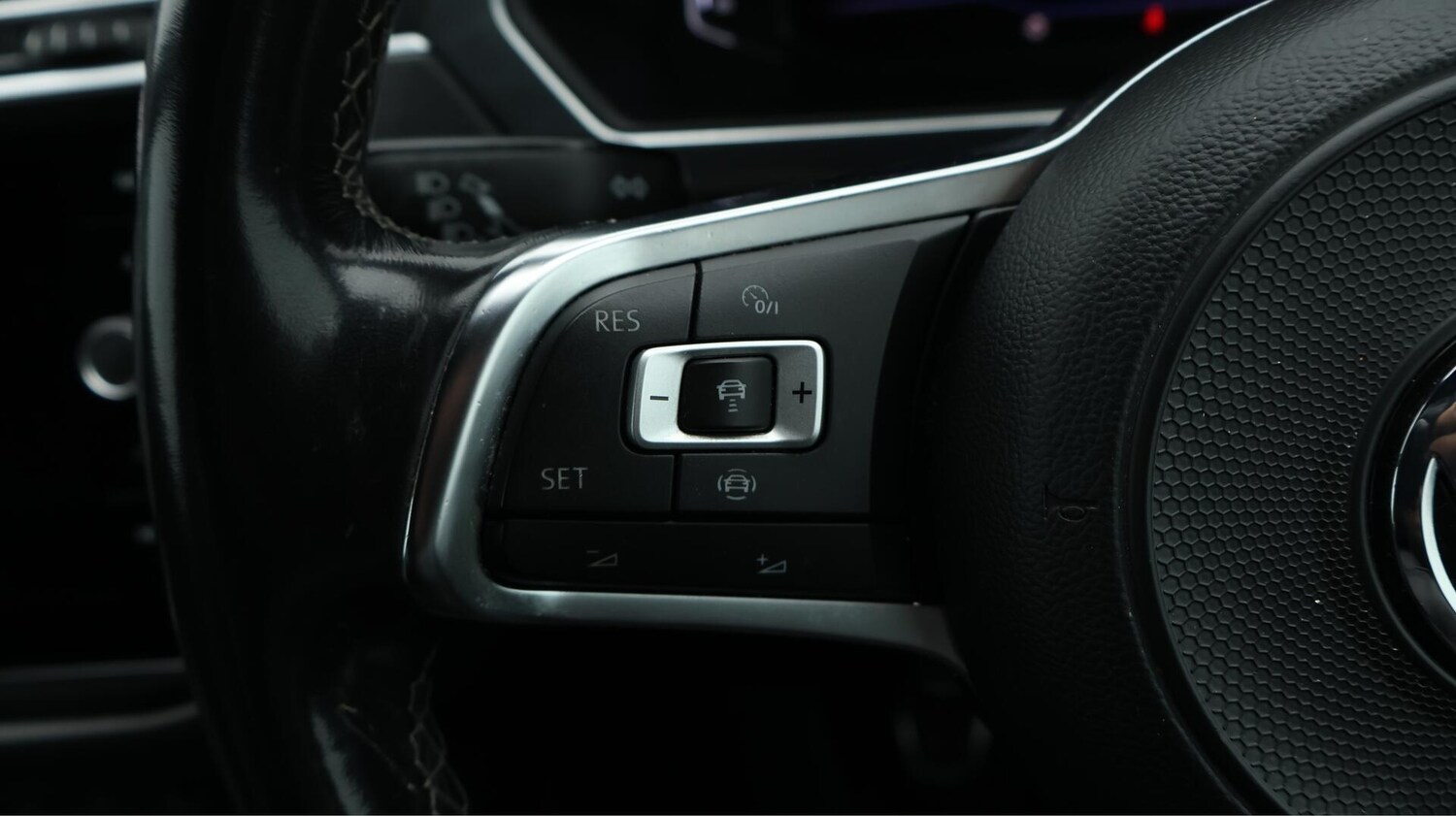 Used Volkswagen Tiguan 2020 for sale - 76152101: Photo 26