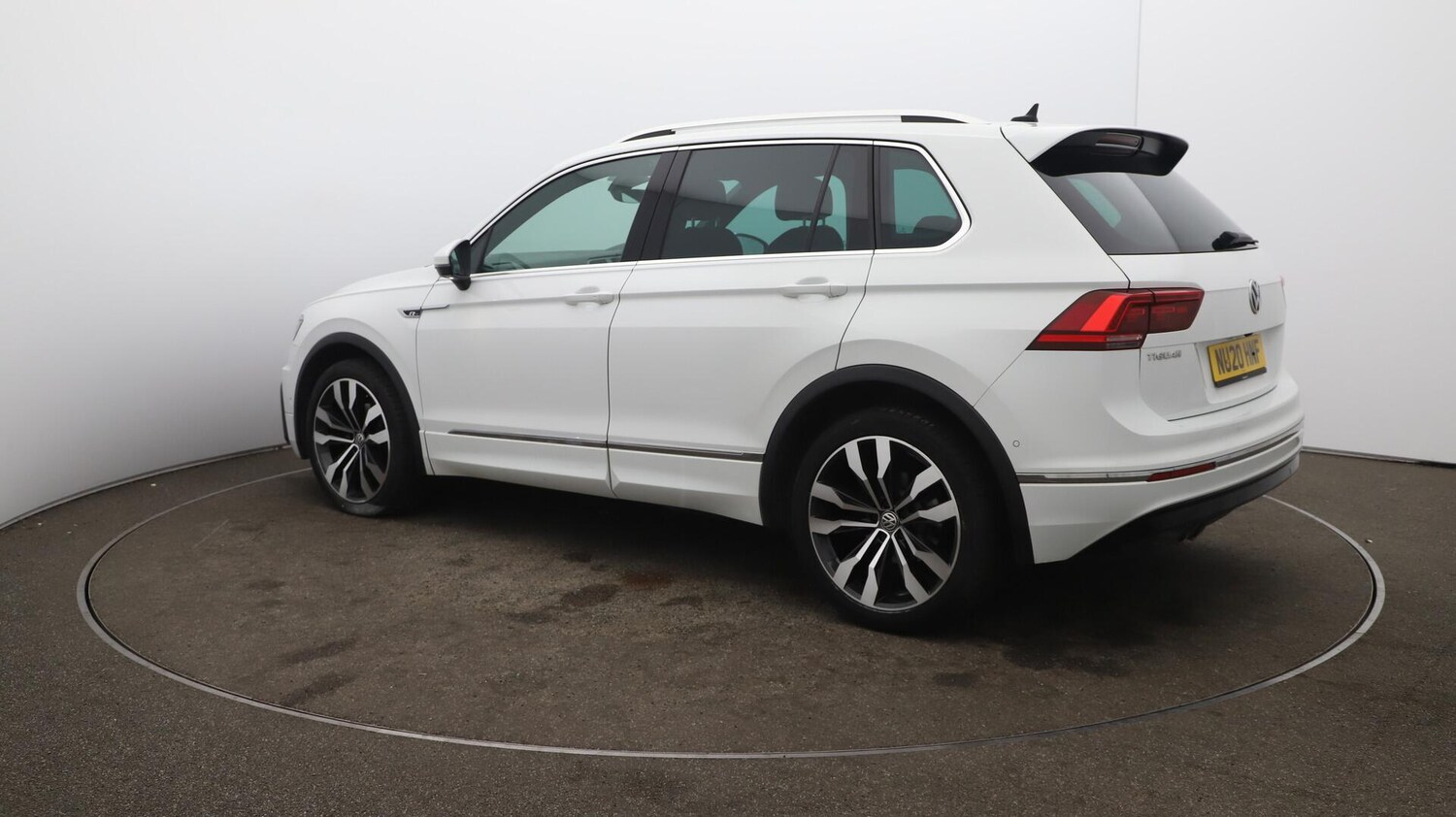 Used Volkswagen Tiguan 2020 for sale - 76152101: Photo 39