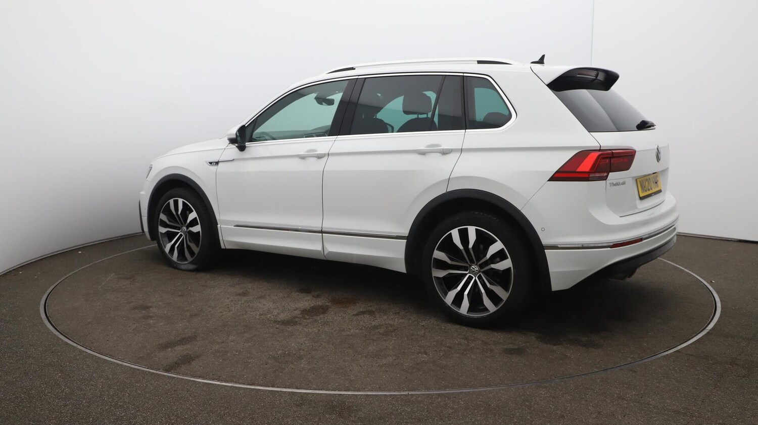 Used Volkswagen Tiguan 2020 for sale - 76152101: Photo 40