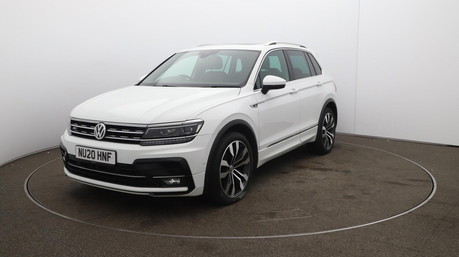 Used Volkswagen Tiguan 2020 for sale - 76152101: Photo 41