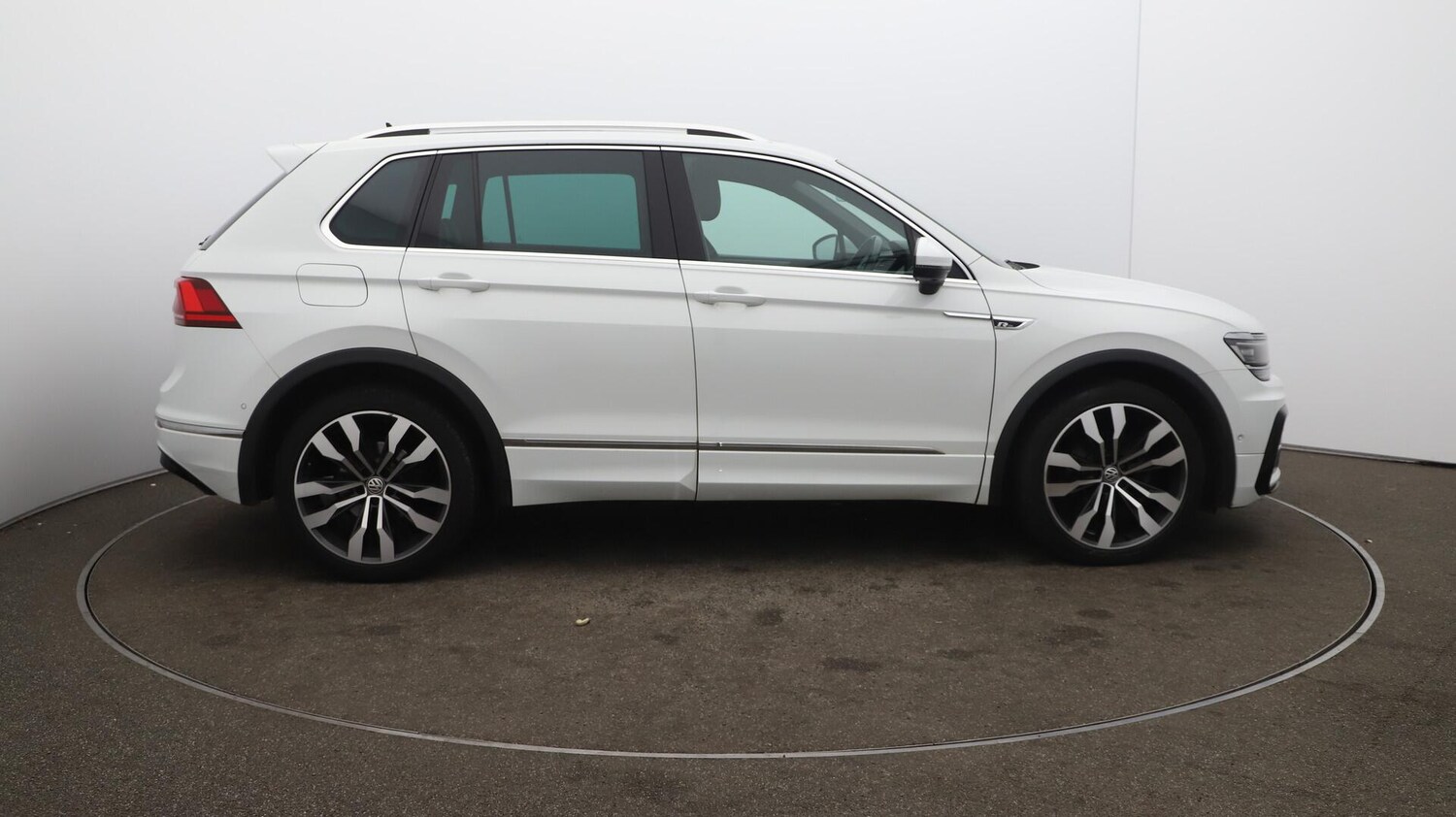 Used Volkswagen Tiguan 2020 for sale - 76152101: Photo 54