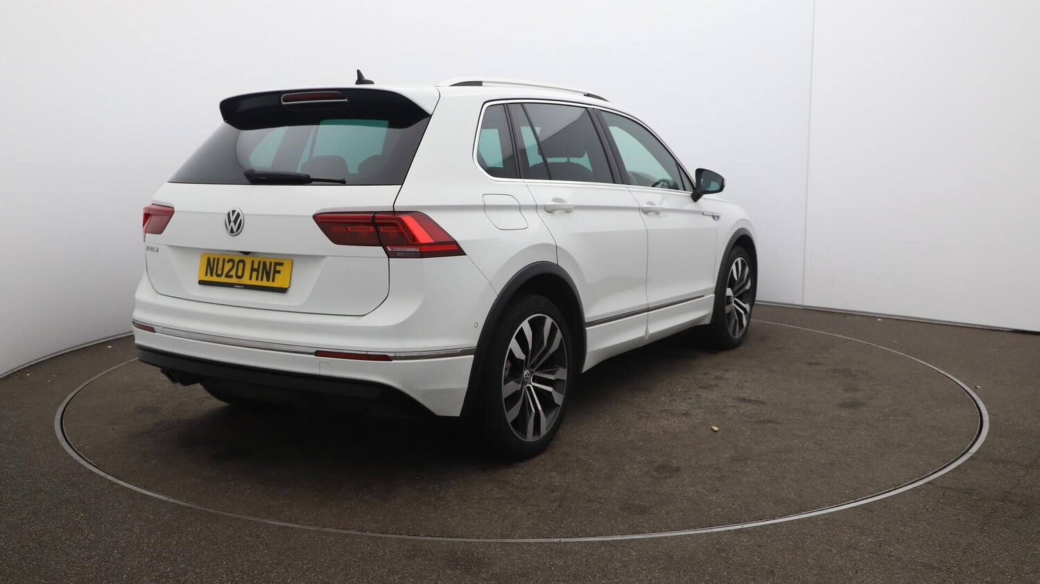 Used Volkswagen Tiguan 2020 for sale - 76152101: Photo 59