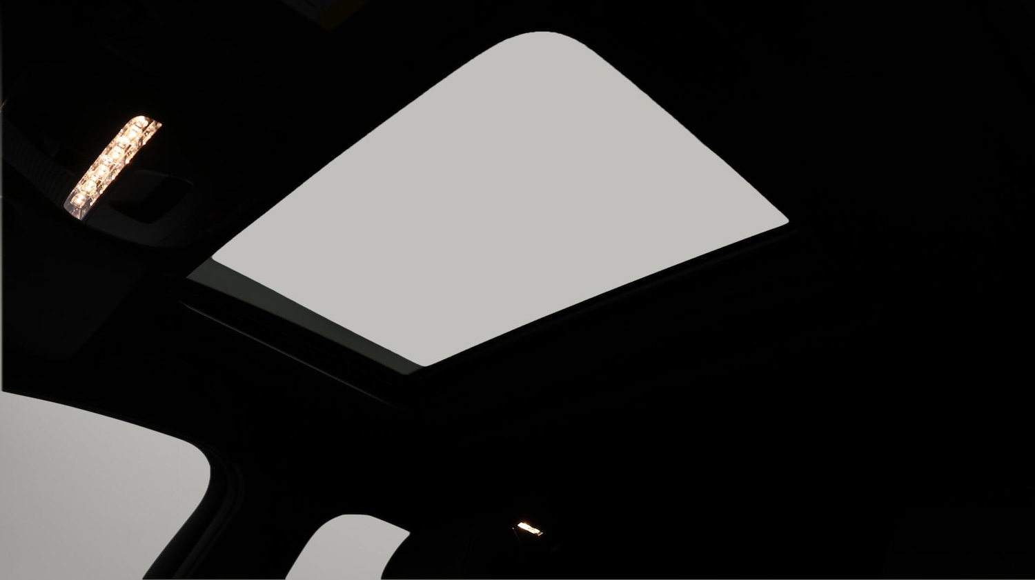 Used Mercedes-Benz EQC 2023 for sale - 76702219: Photo 30