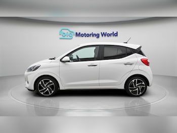 Used Hyundai i10 2023 for sale - 79086210: Photo