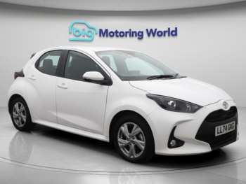 2024 (74) - 1.5 VVT-h Icon Hatchback 5dr Petrol Hybrid E-CVT Euro 6 (s/s) (116 ps)