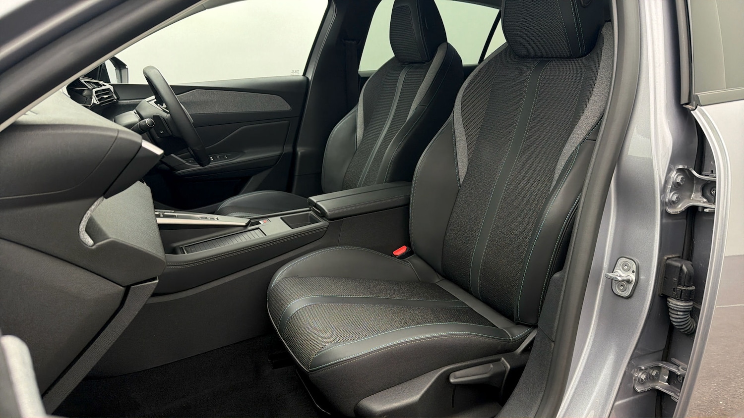 Used Peugeot 308 2023 for sale - 78012896: Photo 13