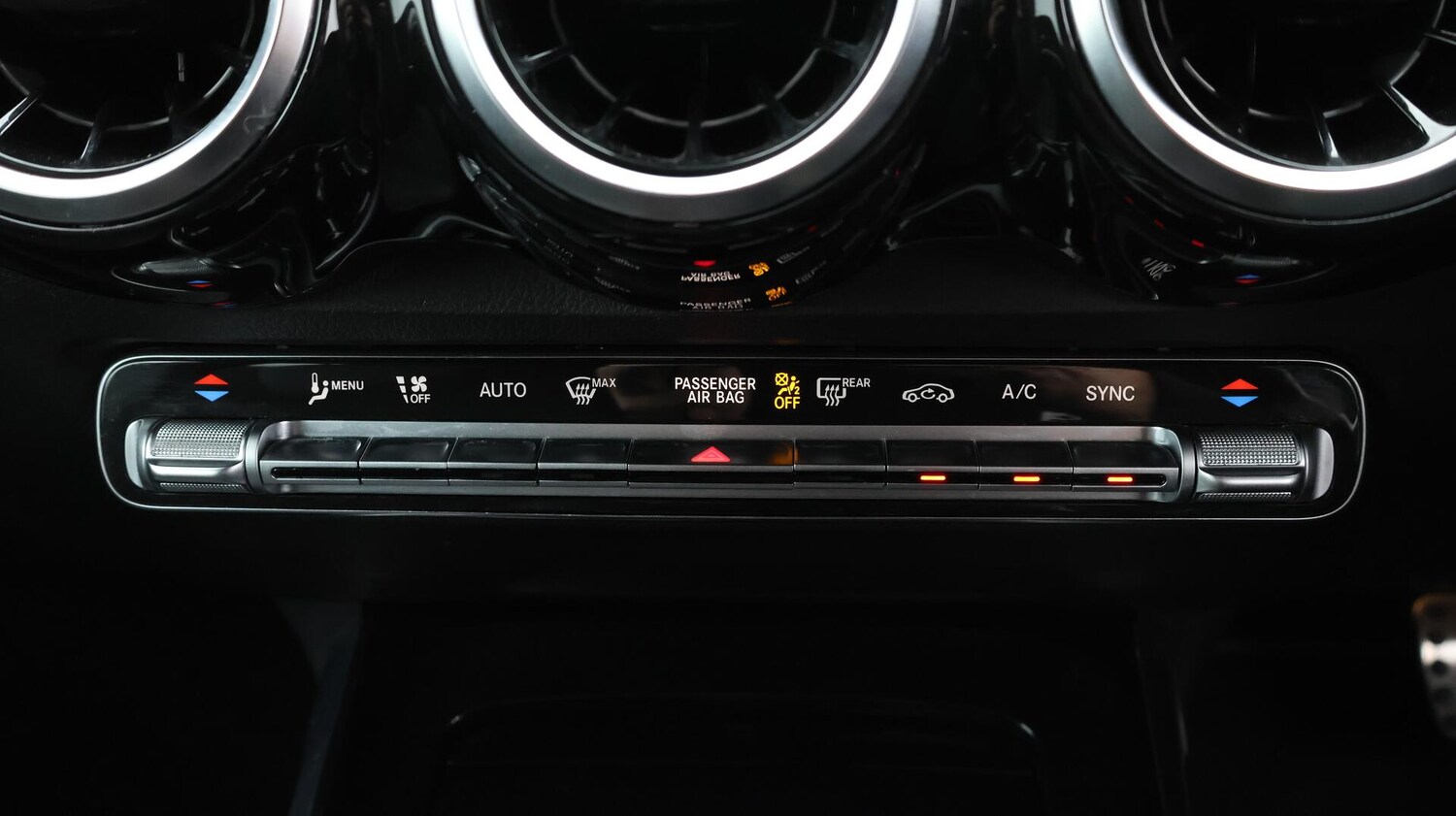 Used Mercedes-Benz GLB 2022 for sale - 76702008: Photo 13