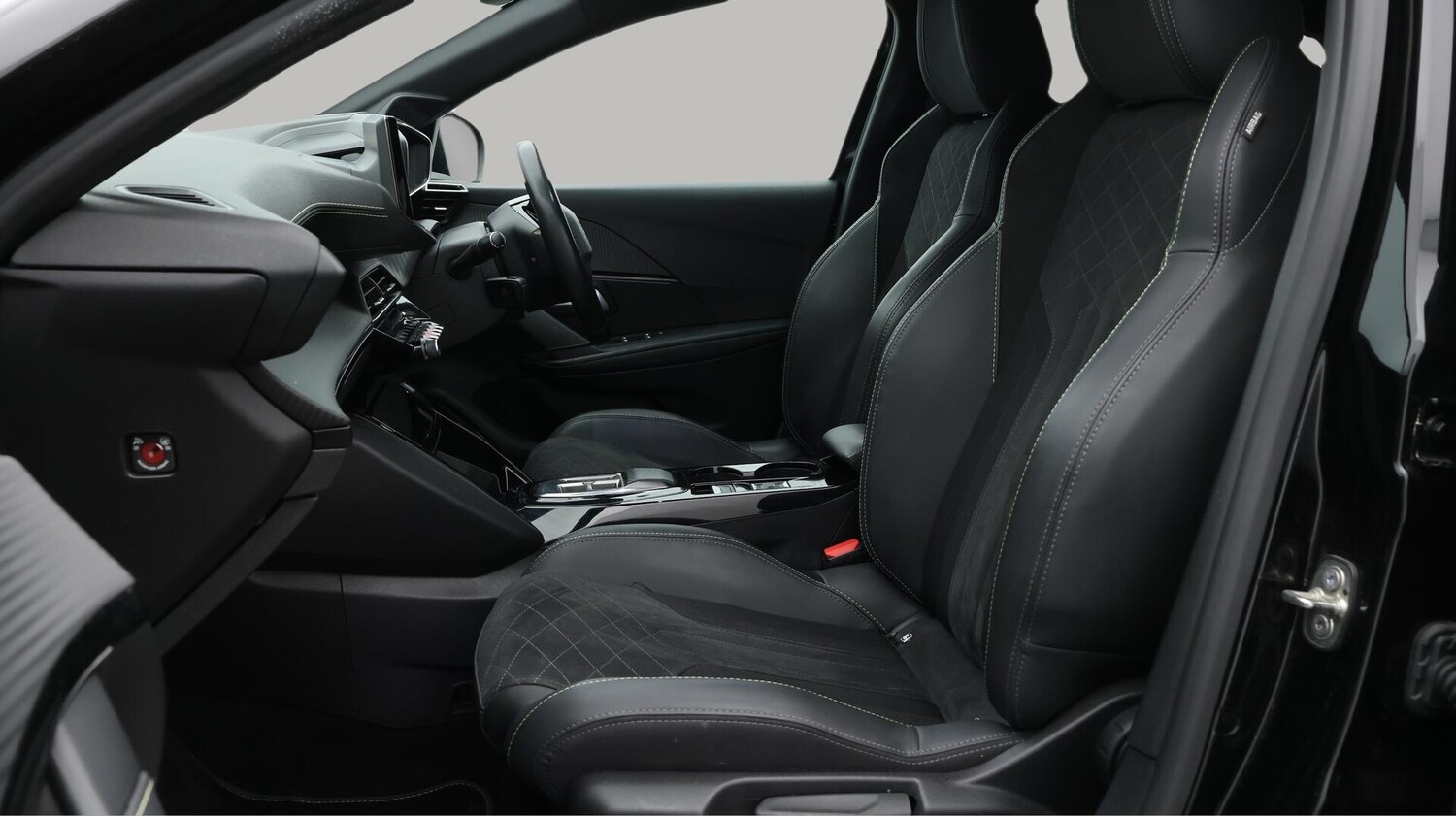 Used Peugeot E-208 2022 for sale - 76059272: Photo 15