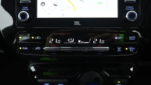 Used Toyota Prius 2020 for sale - 76199859: Photo 13