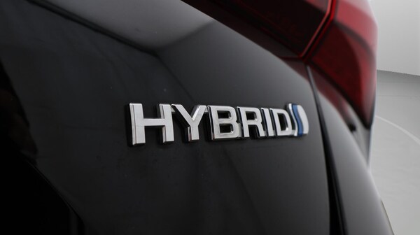 Used Toyota Prius 2020 for sale - 76199859: Photo 24