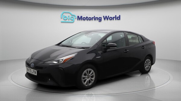 Used Toyota Prius 2020 for sale - 76199859: Photo 4