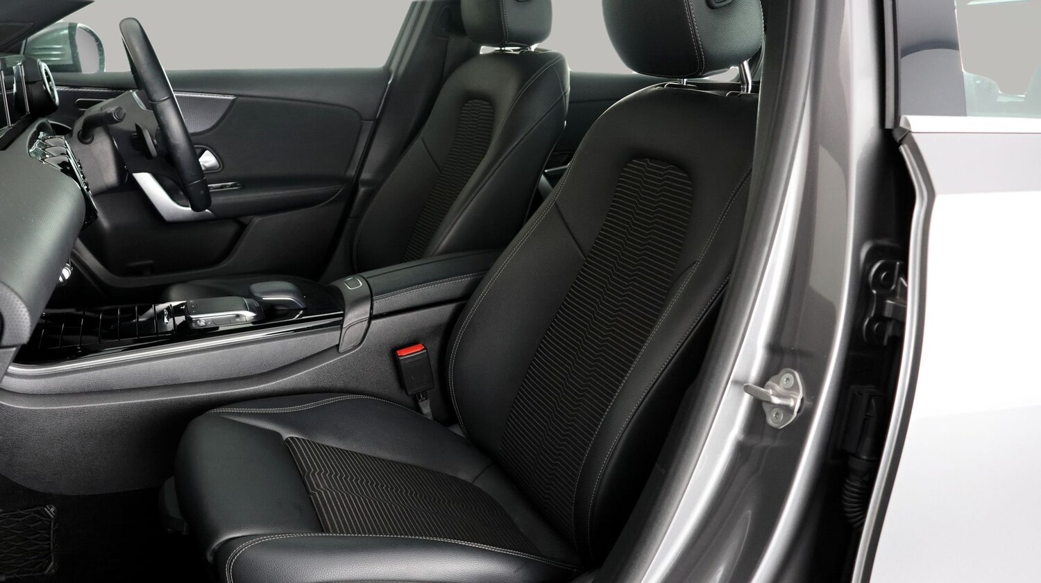 Used Mercedes-Benz A-Class 2020 for sale - 77896080: Photo 14