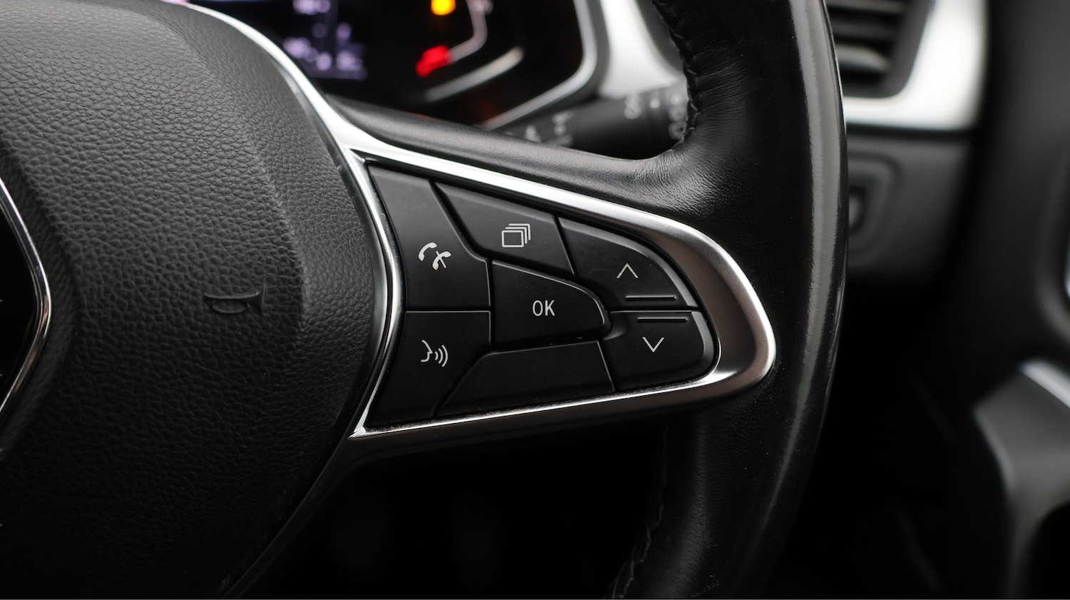 Used Renault Captur 2020 for sale - 77690926: Photo 24