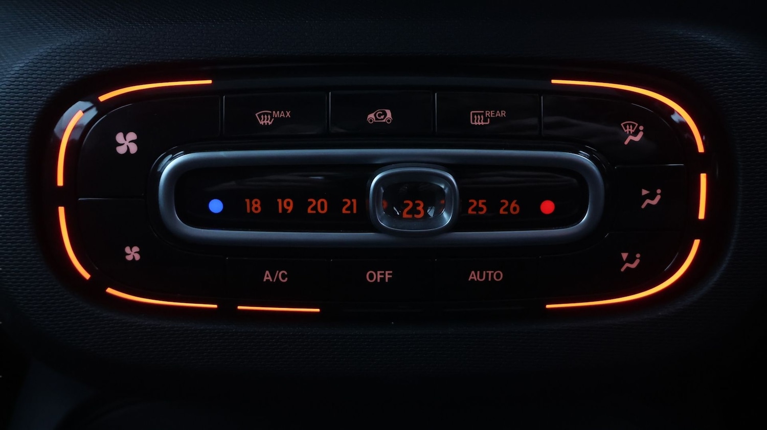 Used smart fortwo 2021 for sale - 77990429: Photo 12