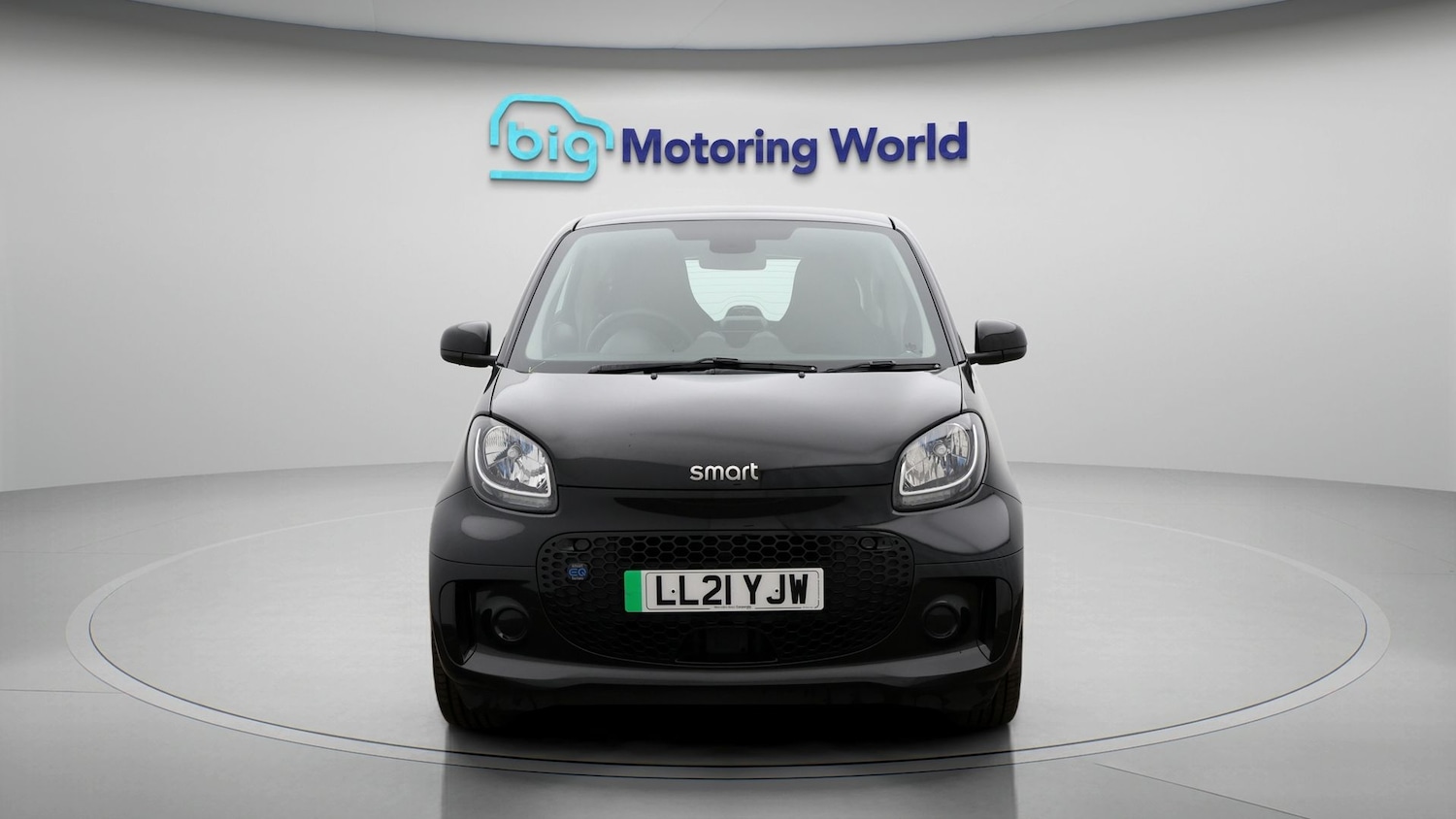 Used smart fortwo 2021 for sale - 77990429: Photo 2