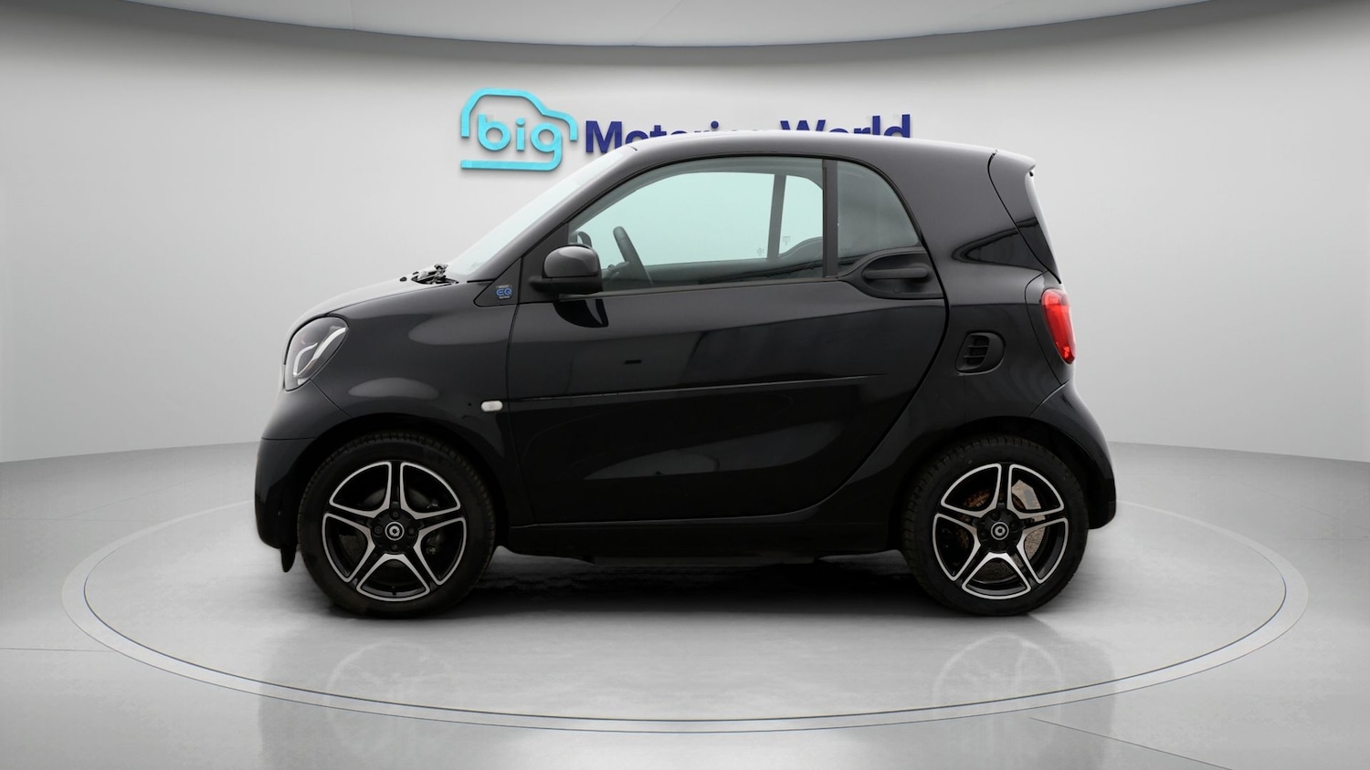 Used smart fortwo 2021 for sale - 77990429: Photo 4