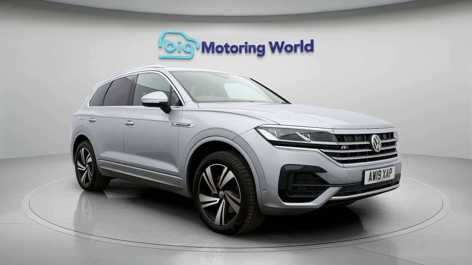 Used Volkswagen Touareg 2019 for sale - 78175954: Photo 1