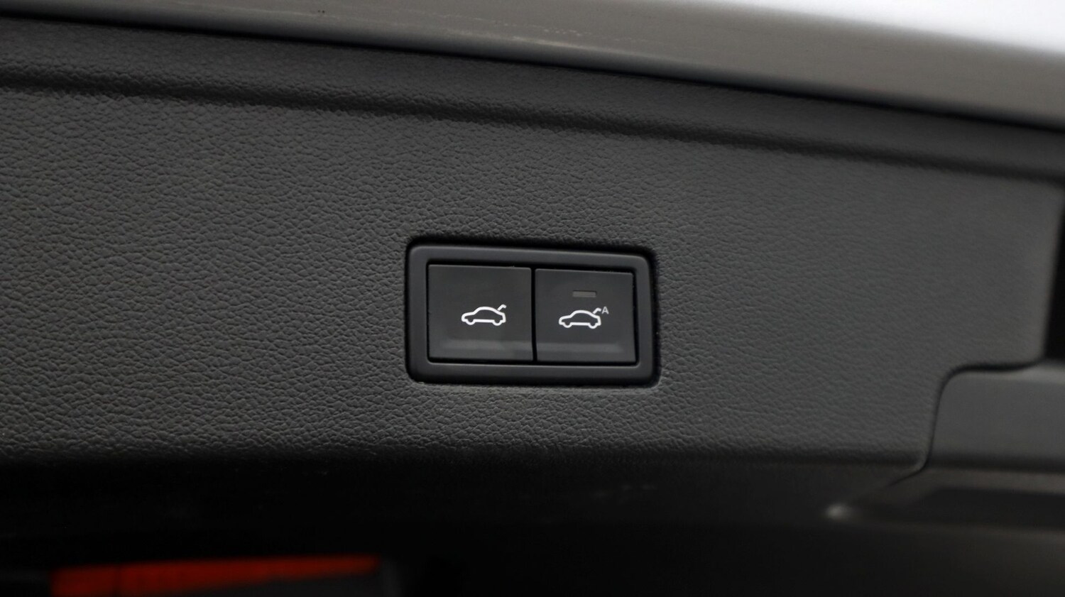 Used Volkswagen Touareg 2019 for sale - 78175954: Photo 25