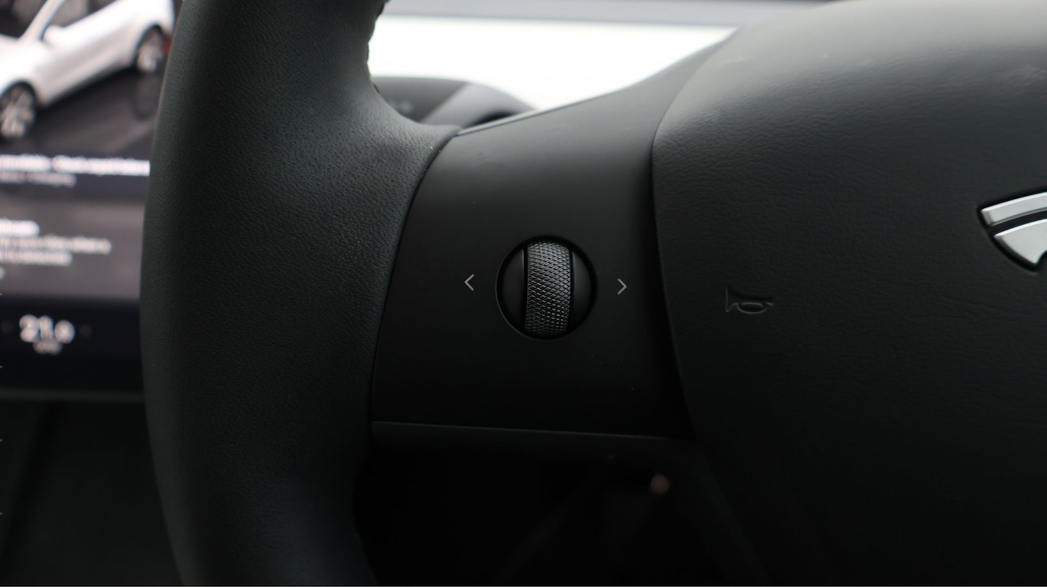 Used Tesla Model Y 2024 for sale - 77336378: Photo 21