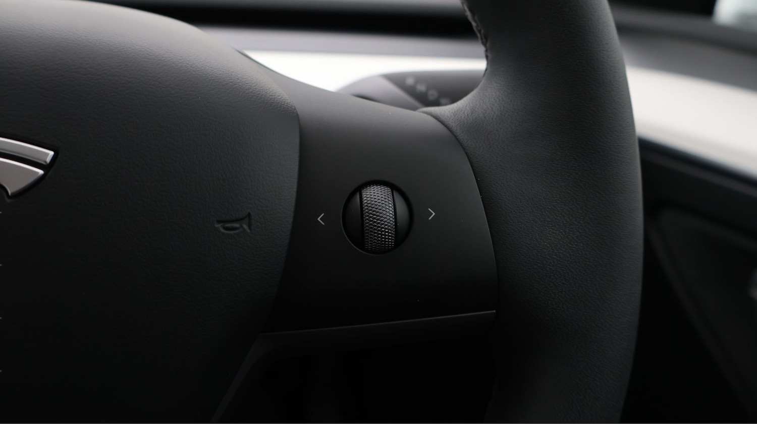 Used Tesla Model Y 2024 for sale - 77336378: Photo 22