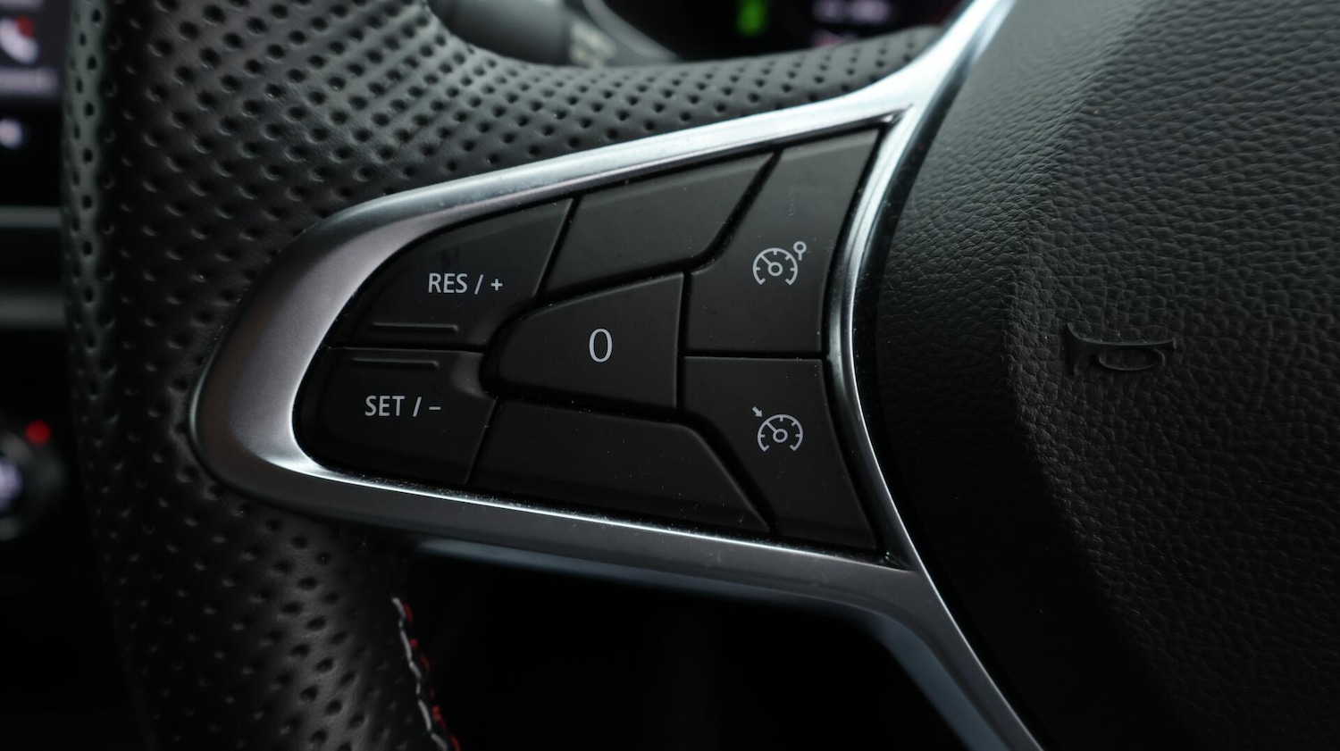 Used Renault Captur 2022 for sale - 76573403: Photo 23