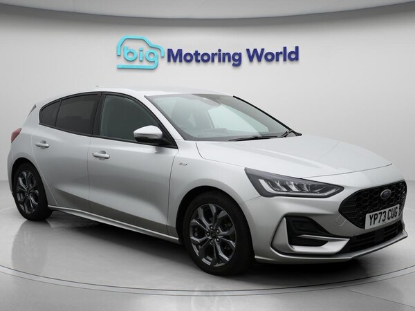 Used Ford Focus 2023 for sale - 76270660: Photo 1
