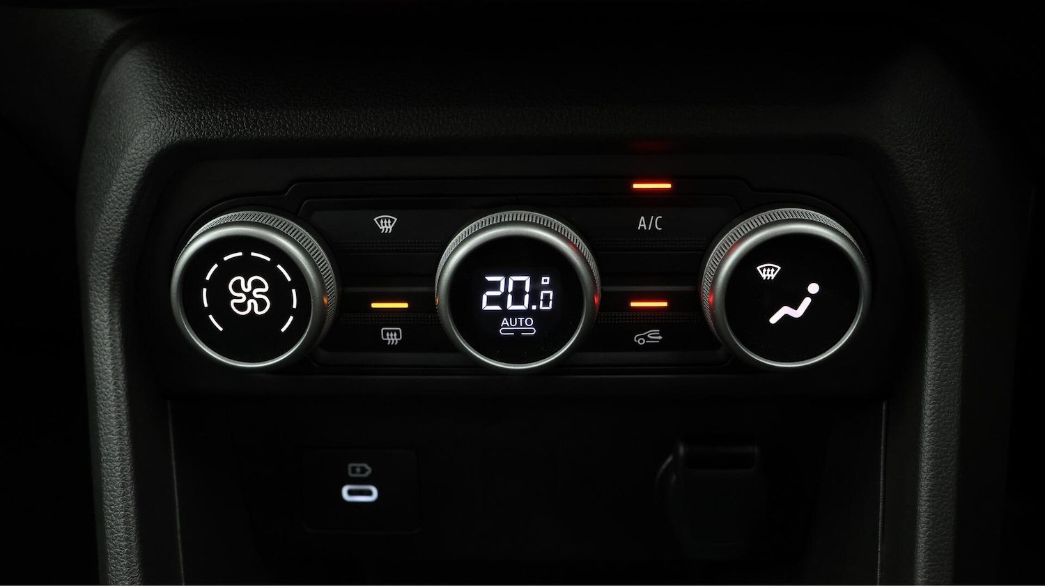Used Dacia Sandero 2024 for sale - 76370146: Photo 13