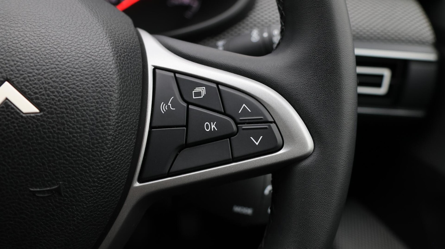 Used Dacia Sandero 2024 for sale - 76370146: Photo 24