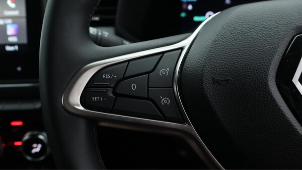 Used Renault Clio 2024 for sale - 75552949: Photo 25