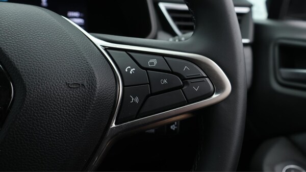 Used Renault Clio 2024 for sale - 75552949: Photo 26