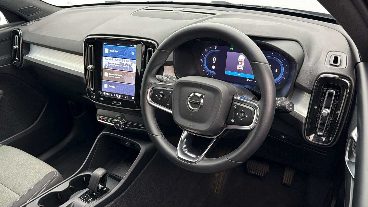 Used Volvo XC40 2023 for sale - 78090606: Photo 9