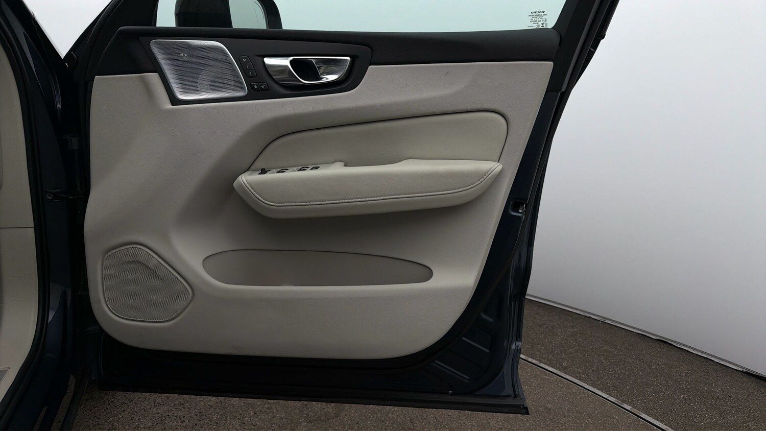 Used Volvo XC60 2024 for sale - 78106122: Photo 14