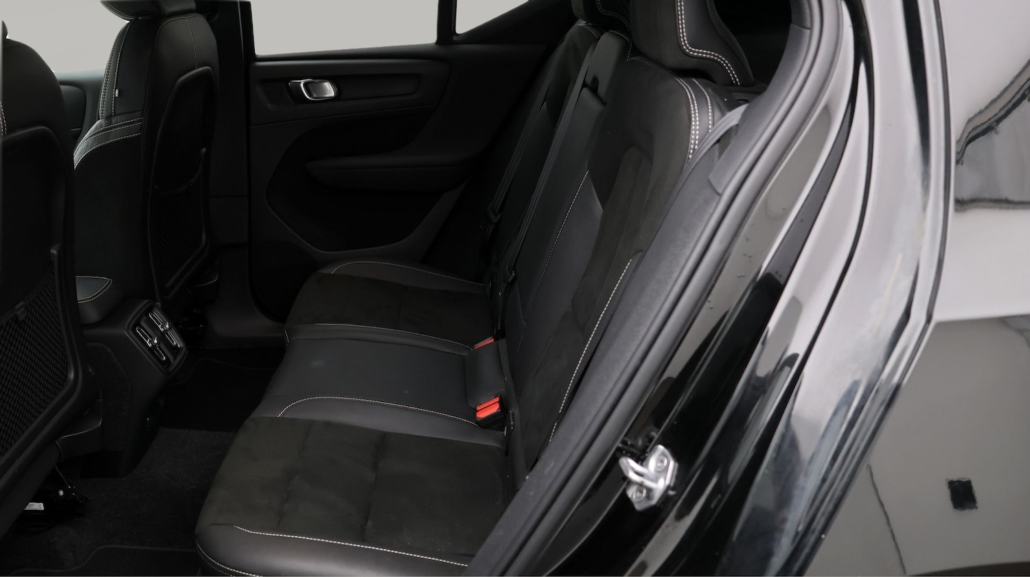 Used Volvo XC40 2021 for sale - 77530501: Photo 16