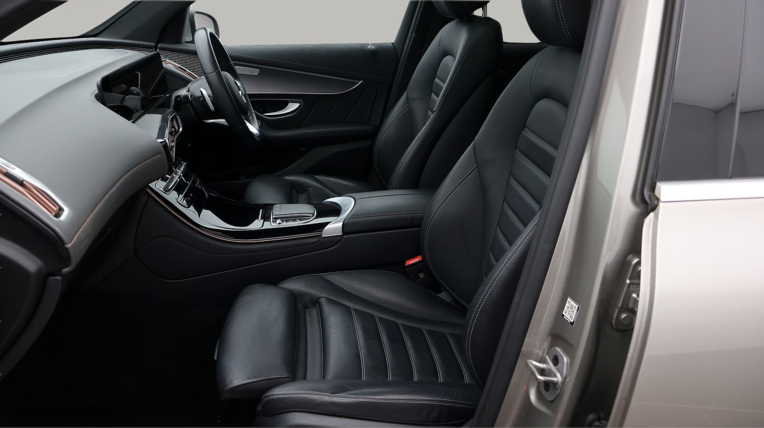 Used Mercedes-Benz EQC 2023 for sale - 77902211: Photo 14