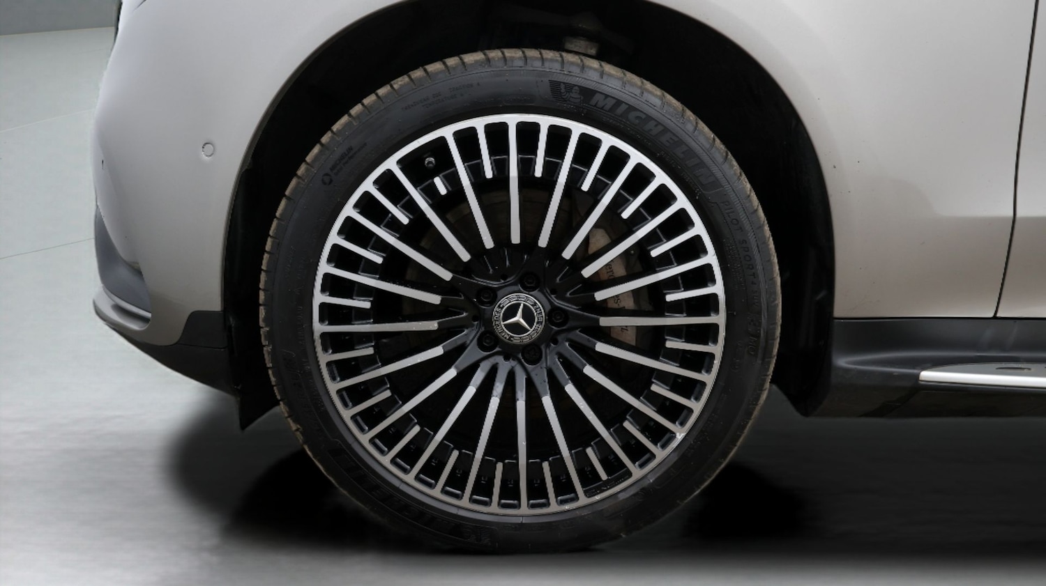 Used Mercedes-Benz EQC 2023 for sale - 77902211: Photo 18