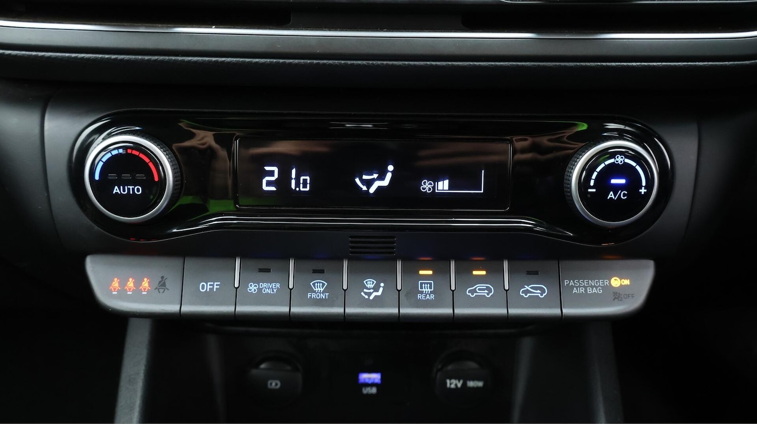 Used Hyundai KONA 2022 for sale - 76060438: Photo 13