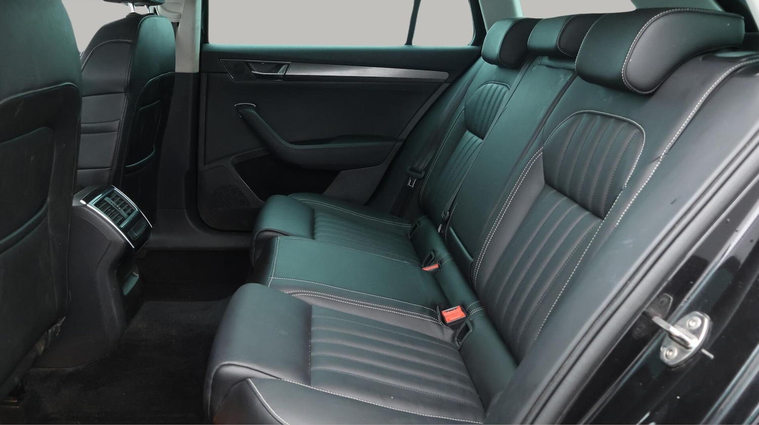 Used Skoda Superb 2020 for sale - 76282598: Photo 17