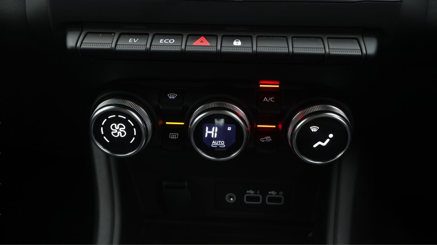 Used Renault Captur for sale - 77311446: Photo 12