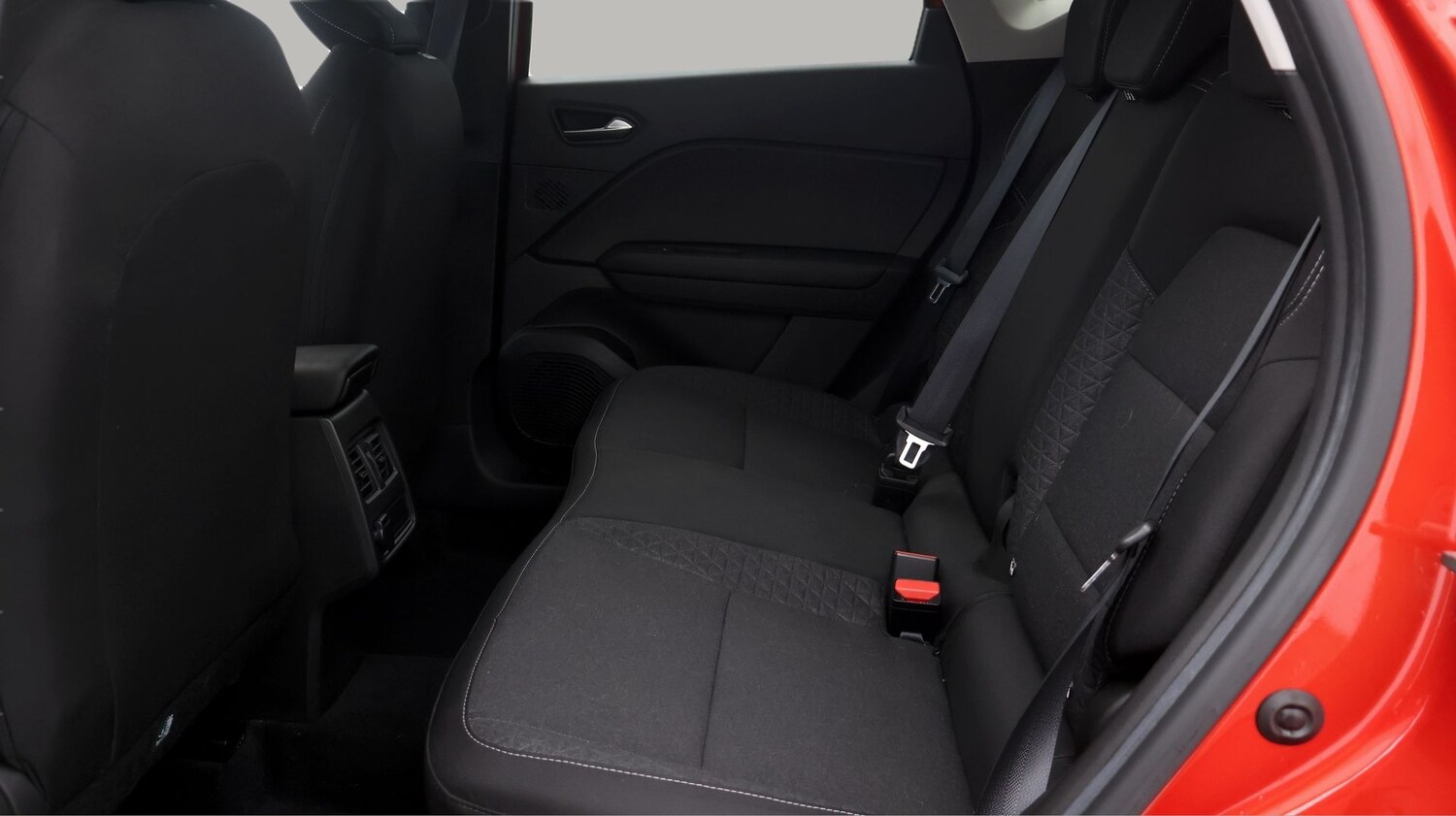 Used Renault Captur for sale - 77311446: Photo 16